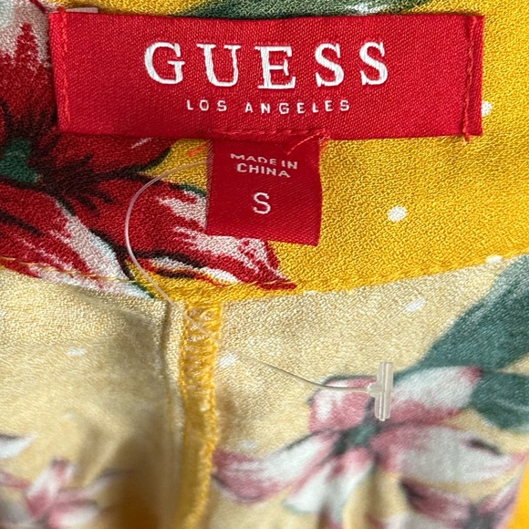 Guess Skirt Size Small - Picture 4 of 5